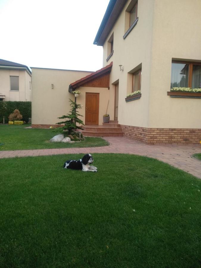 Domo Apartment Středokluky Екстериор снимка