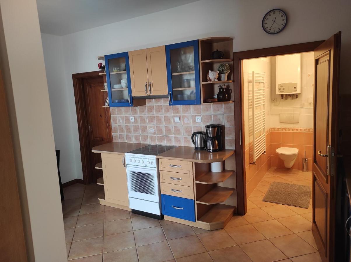 Domo Apartment Středokluky Екстериор снимка